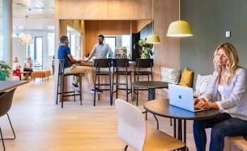 FlexOffice Genève Patio Plaza - Espace de bureau et espace de travail pour ton équipe