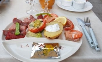 Les Arcades restaurants