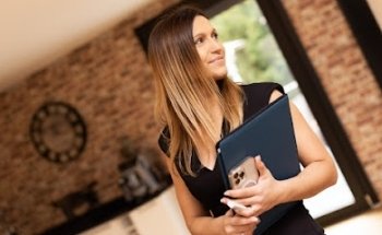 Caroline le Roux IAD