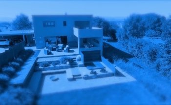 -sale Agency - Real Estate in video!